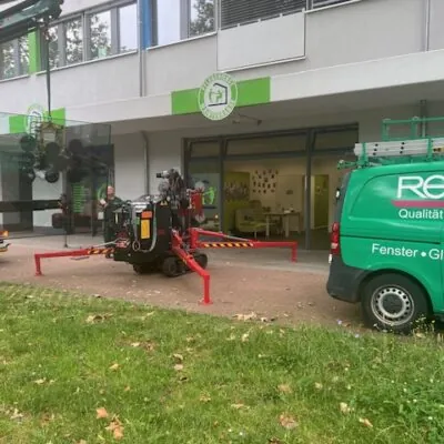 glasreparatur-mit-autokran-und-saugbatterie-12
